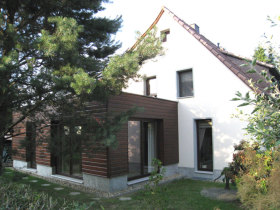 Erweiterung und Umbau einer Doppelhaushälfte in Bautzen / Herrenteichsiedlung